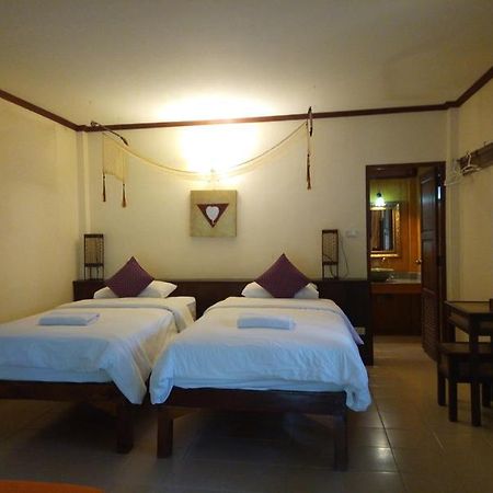 Baanwangnamkeaw Lodge Ban Hin Dat  Екстер'єр фото